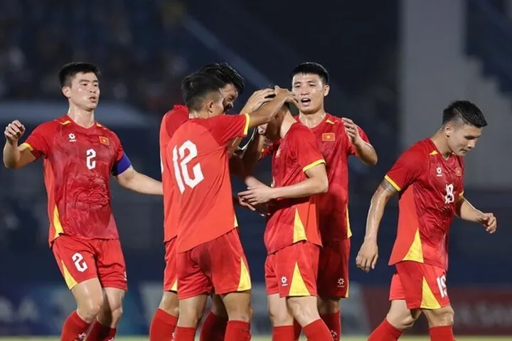 Tương quan lực lượng giữa Việt Nam vs Campuchia